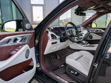 BMW XM Basis