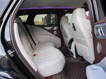 BMW XM Basis