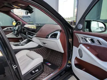 BMW XM Basis
