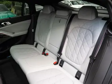 BMW X6 40d M SPORT