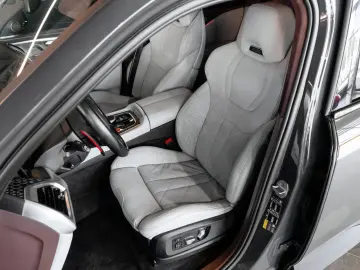 BMW XM Individual 1.HAND WARRANTY