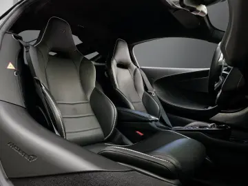 MCLAREN GT Exterior Elite Paint - Plateaux