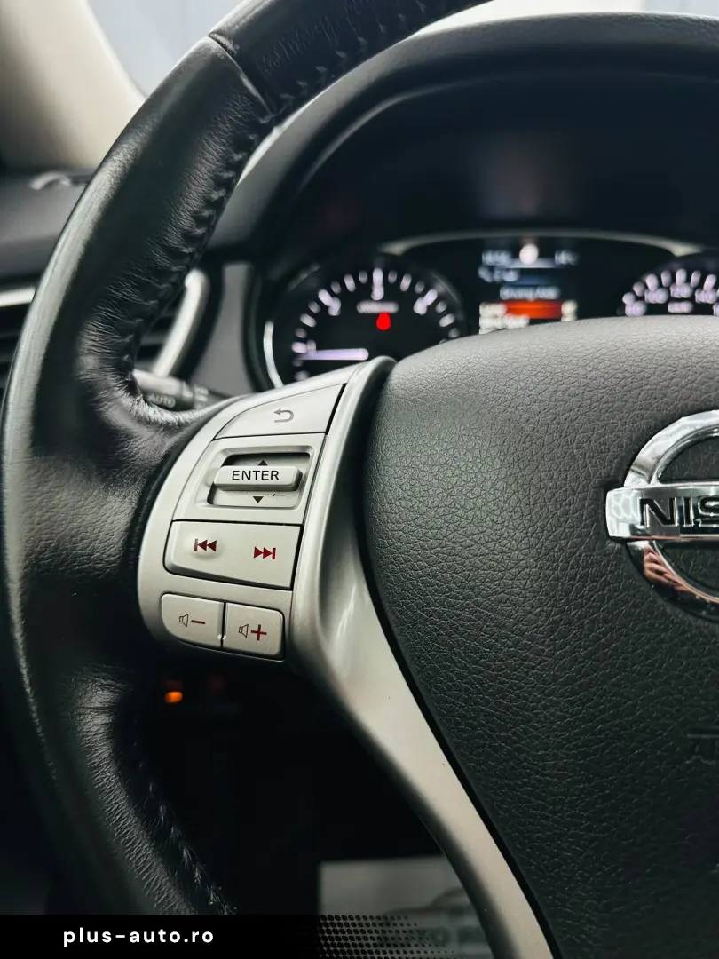 NISSAN X-TRAIL 2017 1.6D E6 7 locuri Garantie 12 Luni Rate A
