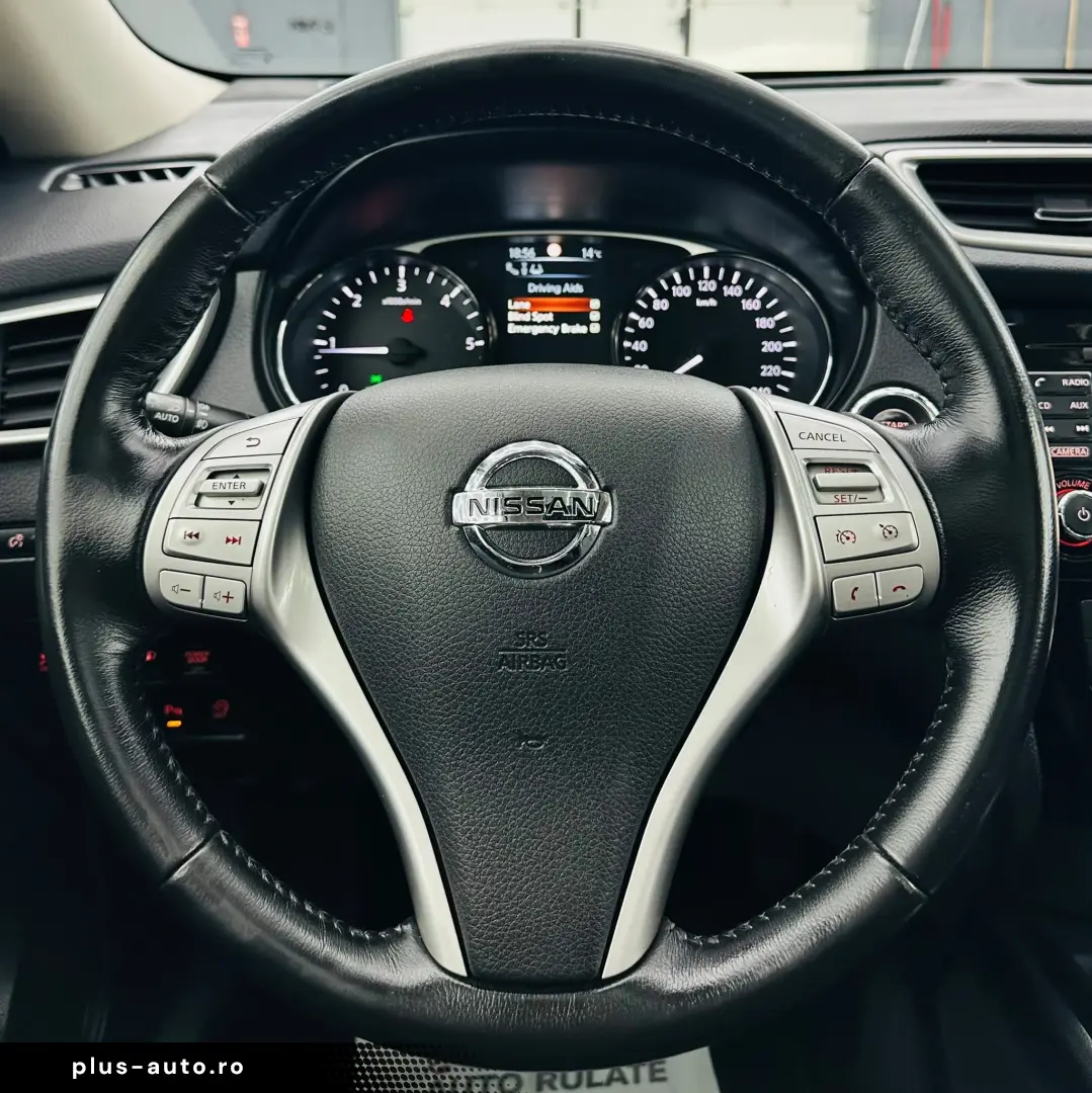 NISSAN X-TRAIL 2017 1.6D E6 7 locuri Garantie 12 Luni Rate A