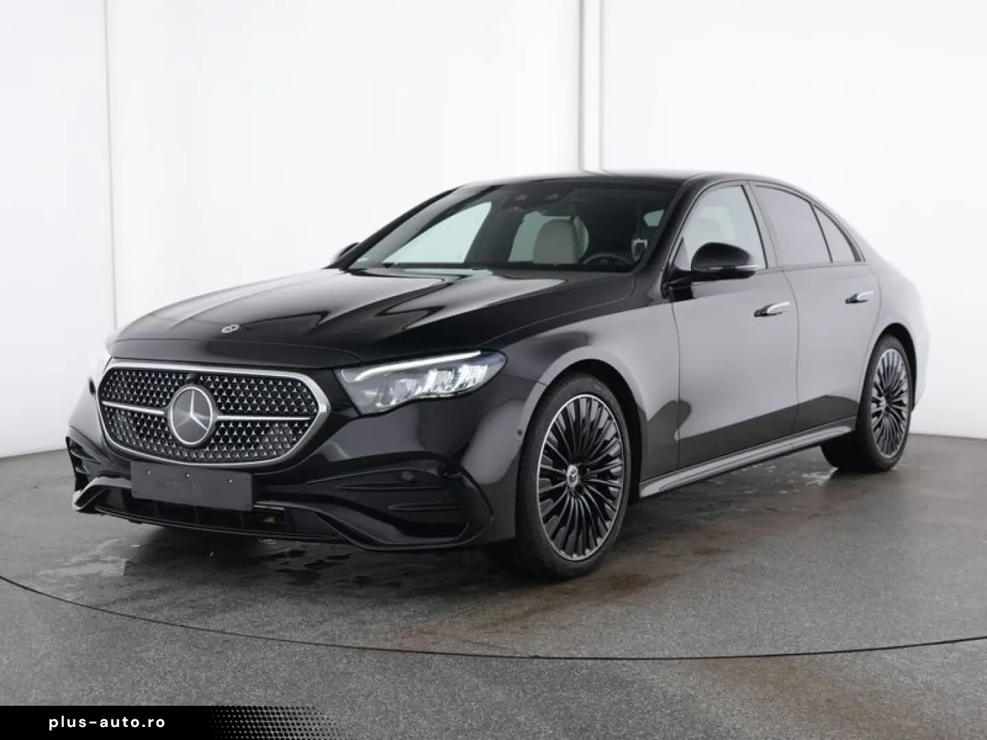 MERCEDES-BENZ E 220 d AMG Night Panorama SUPERSCREEN&hellip;