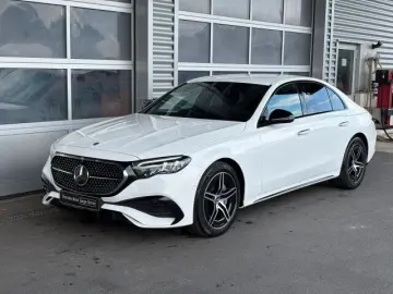 MERCEDES-BENZ E 200 Night AMG Line Advanced Distroni…