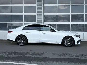 MERCEDES-BENZ E 200 Night AMG Line Advanced Distroni…