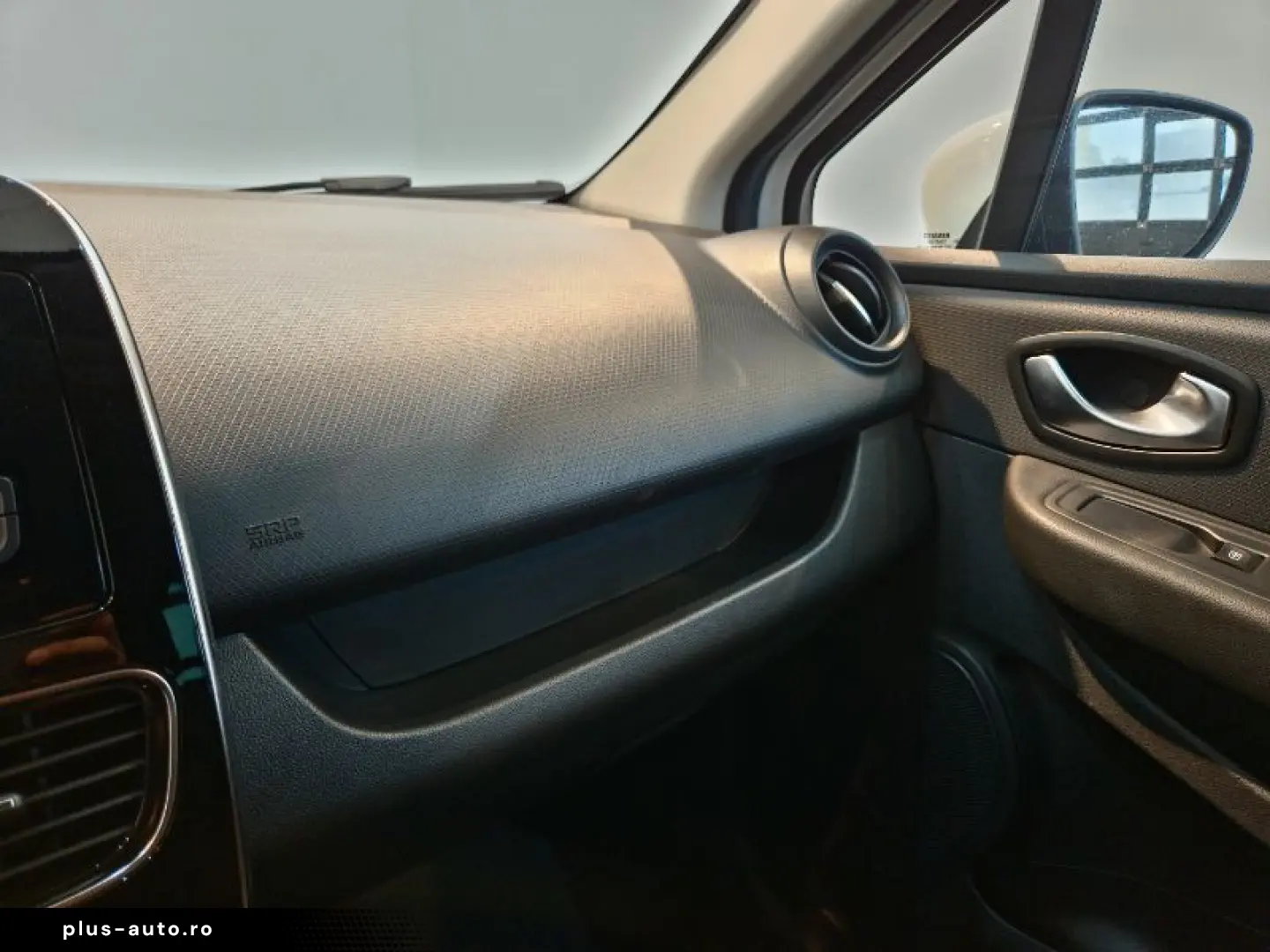 RENAULT CLIO 0.9 TCe 75CP Life Evo