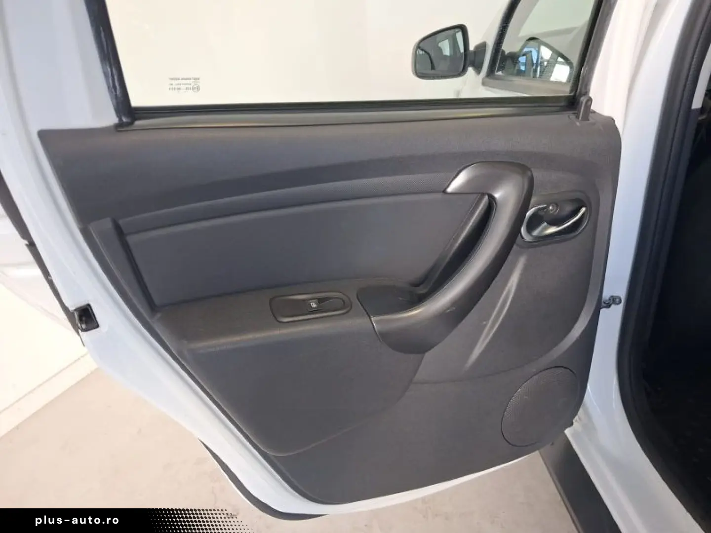 DACIA DUSTER 1.6 16V 114CP Ambiance 4x2