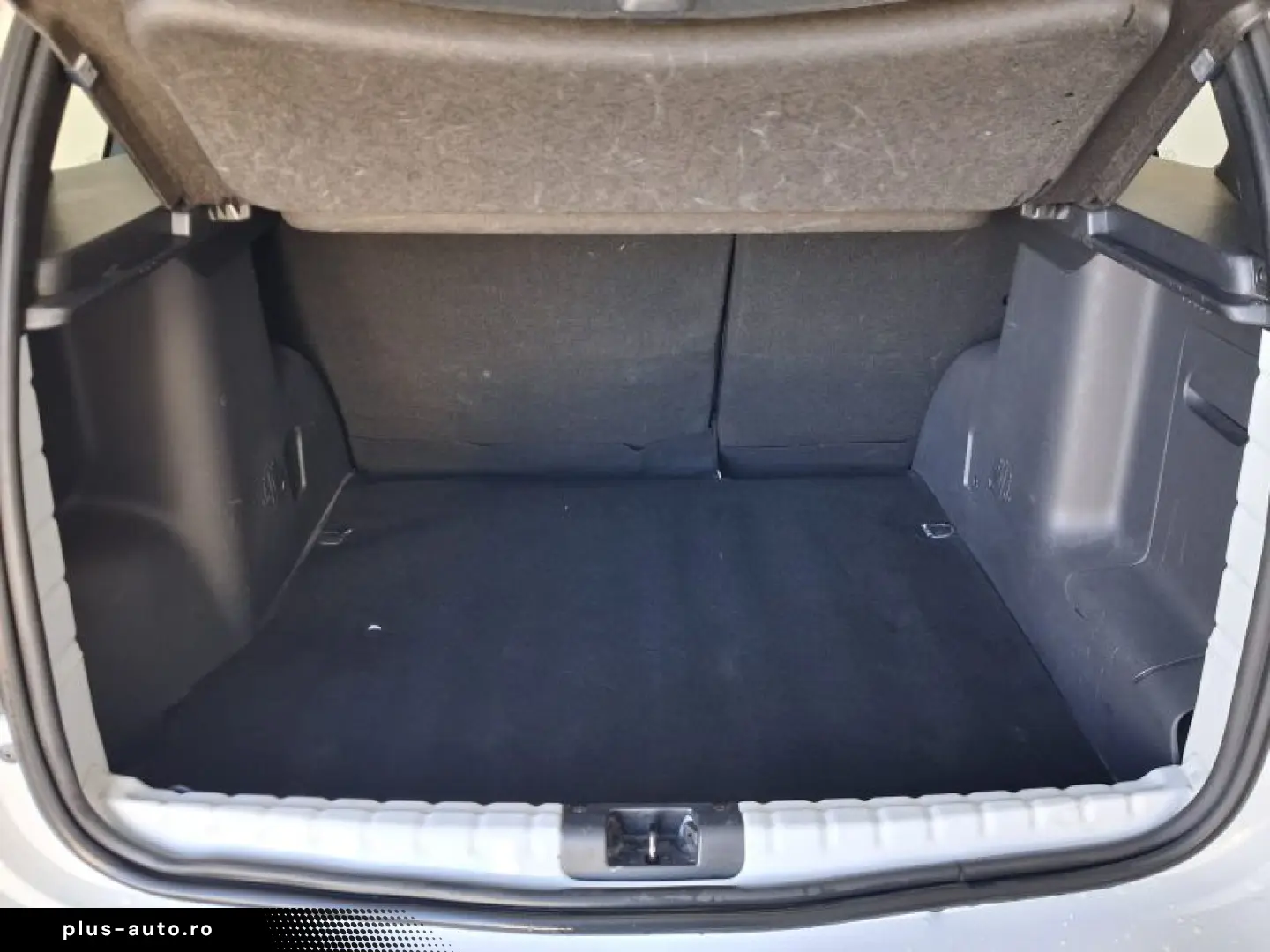DACIA DUSTER 1.6 16V 114CP Ambiance 4x2