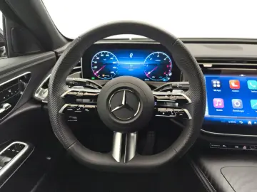 MERCEDES-BENZ E 220 d AMG Advanced  21 Zoll DigiLight 360Cam