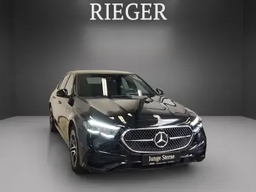 MERCEDES-BENZ E 300 de AMG NIGHT 360  Keyless Digital Light