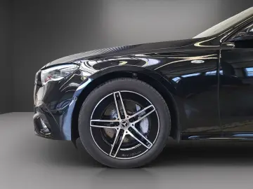 MERCEDES-BENZ E 300 de AMG NIGHT 360  Keyless Digital Light