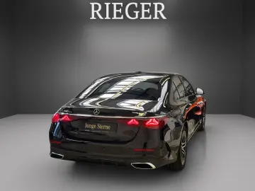 MERCEDES-BENZ E 300 de AMG NIGHT 360  Keyless Digital Light