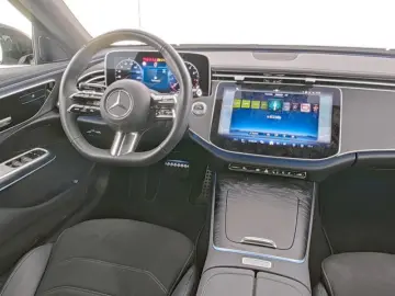 MERCEDES-BENZ E 200 AMG Adv. NIGHT Fahrassist Keyless 20