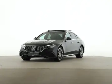 MERCEDES-BENZ E 220 d AMG Pano Sitzklima Burmester 20 Zoll