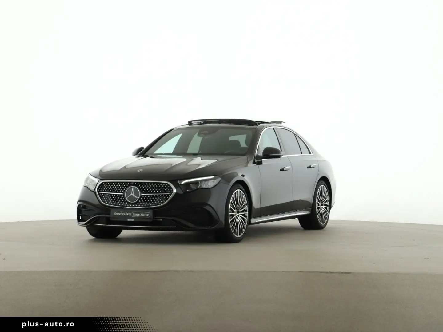 MERCEDES-BENZ E 220 d AMG Pano Sitzklima Burmester 20 Zoll