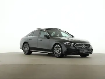MERCEDES-BENZ E 220 d AMG Pano Sitzklima Burmester 20 Zoll