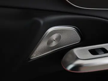 MERCEDES-BENZ E 220 d AMG Pano Sitzklima Burmester 20 Zoll