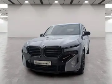 BMW XM Label Massage Bowers & Wilkins AHK Soft-Close