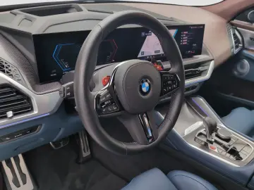 BMW XM Label Massage Bowers & Wilkins AHK Soft-Close