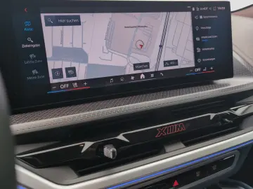 BMW XM Label Massage Bowers & Wilkins AHK Soft-Close