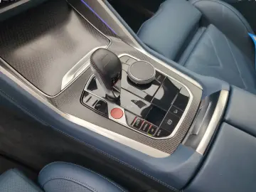 BMW XM Label Massage Bowers & Wilkins AHK Soft-Close