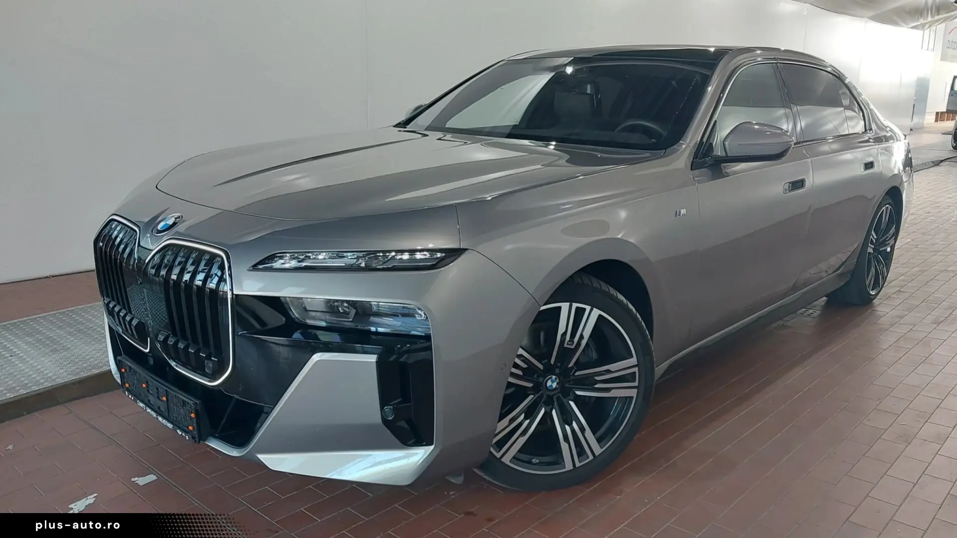 BMW 740 d xDrive TV SkyLounge