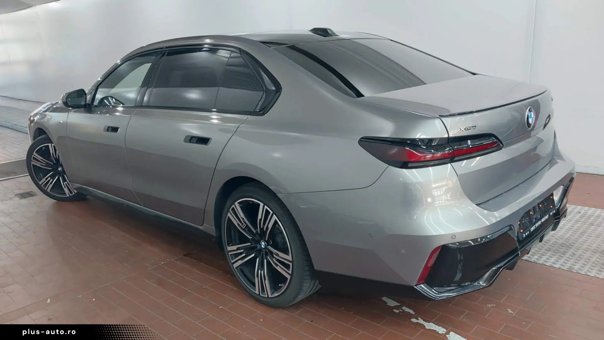 BMW 740 d xDrive TV SkyLounge