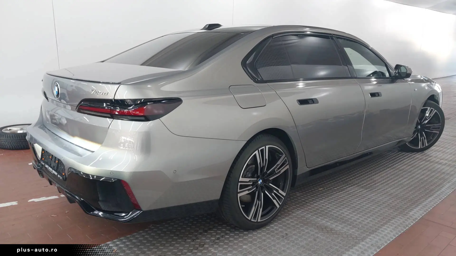 BMW 740 d xDrive TV SkyLounge