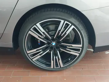 BMW 740 d xDrive TV SkyLounge