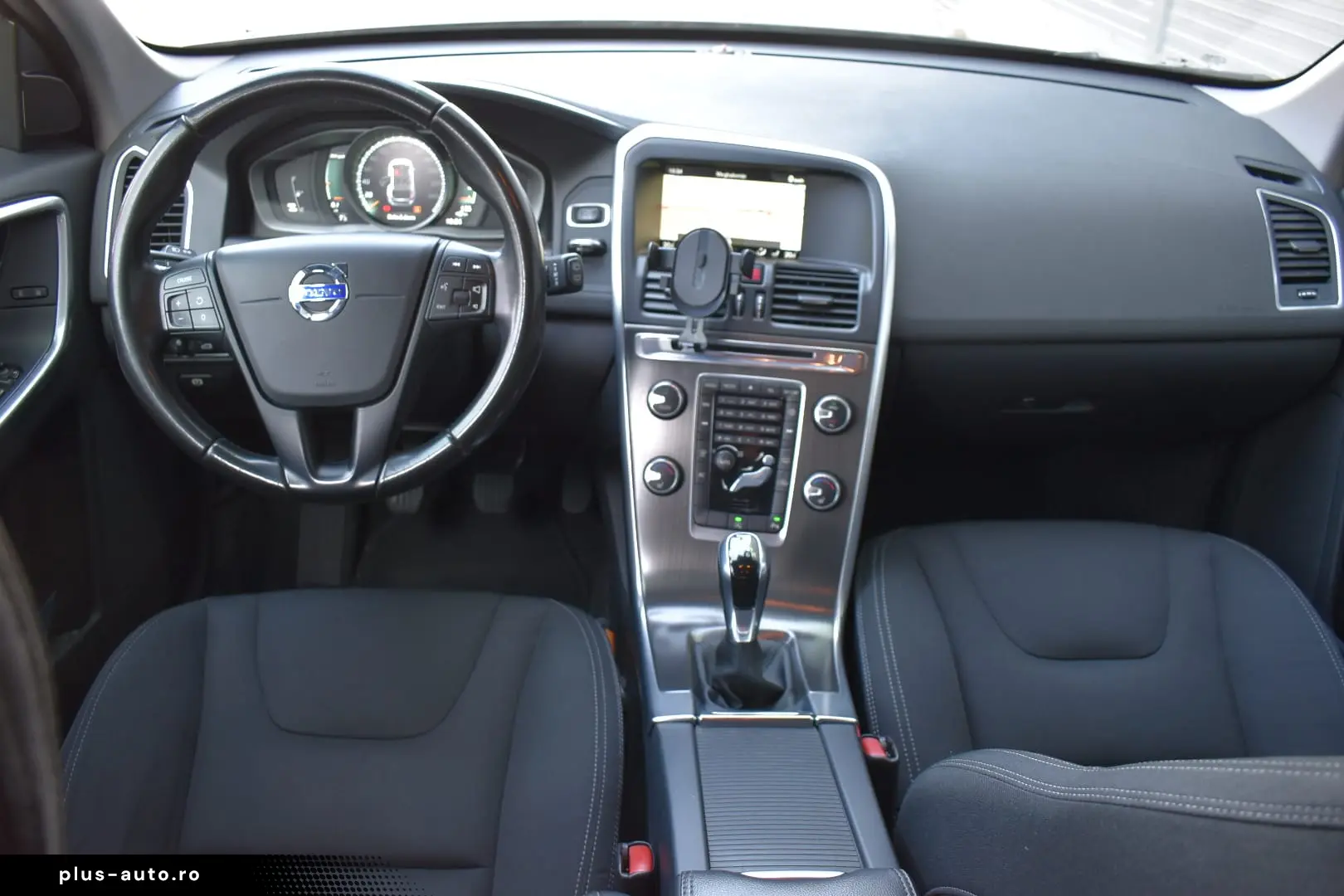 Volvo XC60 D3 Summum 2.0 Diesel -150 CP  172.000km EURO 6