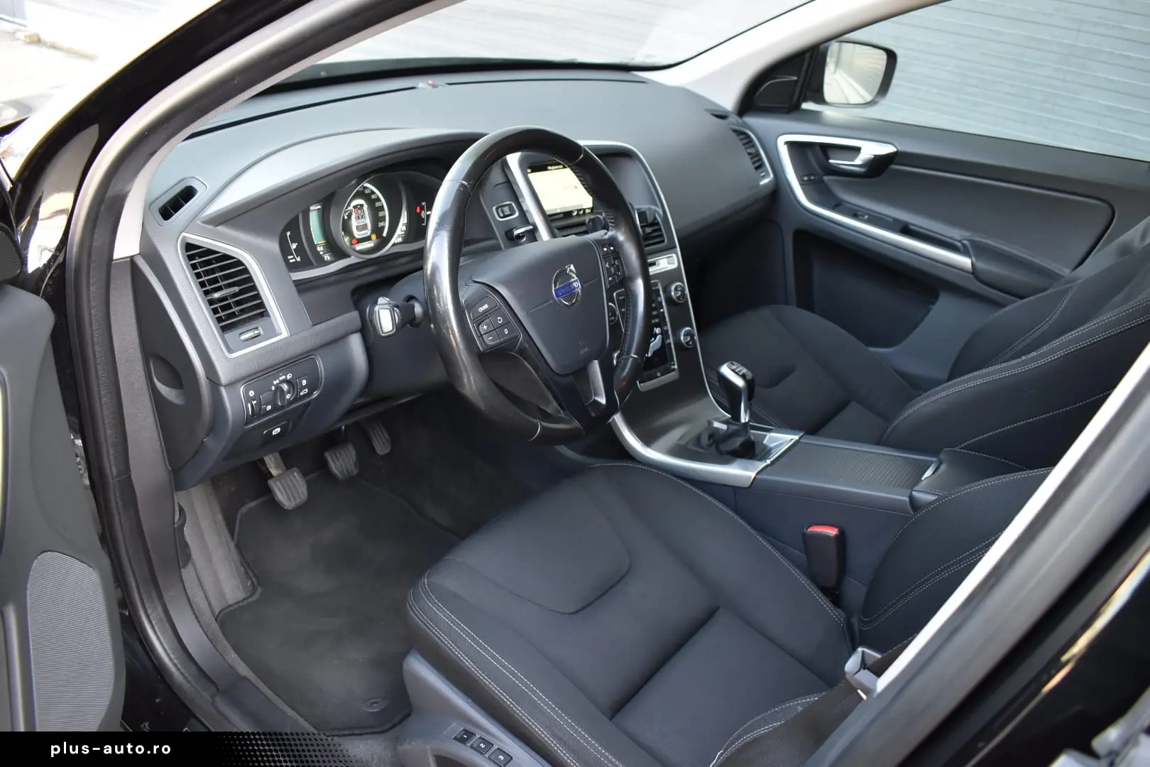 Volvo XC60 D3 Summum 2.0 Diesel -150 CP  172.000km EURO 6