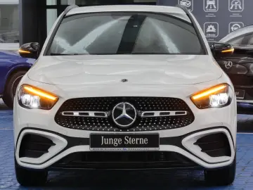 Mercedes-Benz GLA 180 AMG  R-