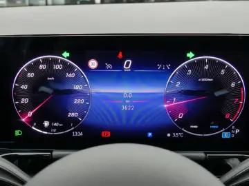 Mercedes-Benz GLA 180 AMG  R-