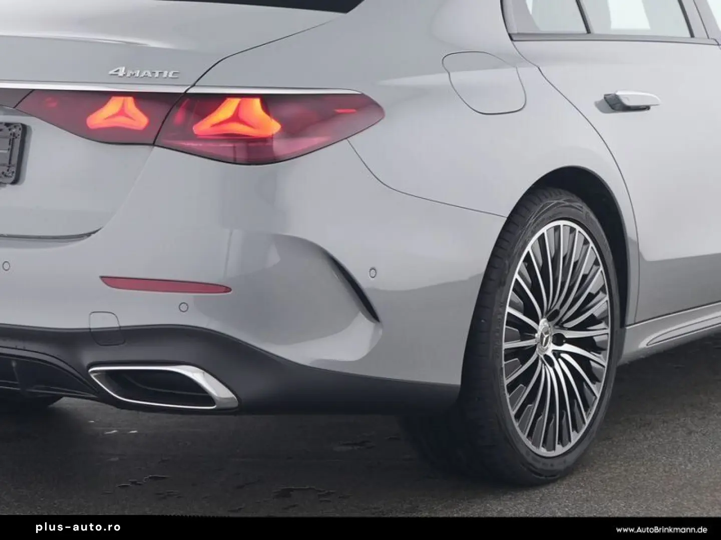 MERCEDES-BENZ Clasa E în leasing operațional MOOV