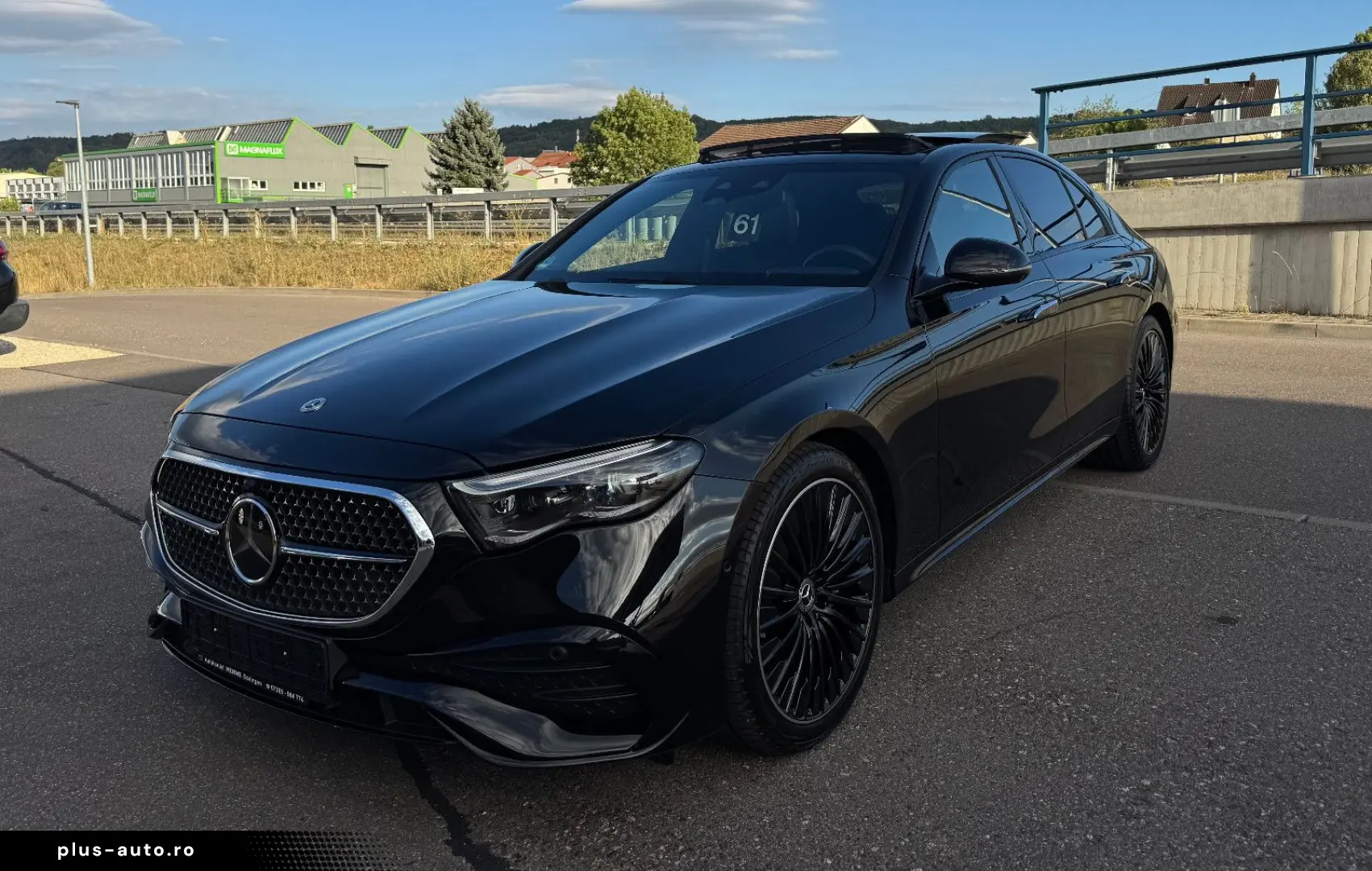 MERCEDES-BENZ Clasa E în leasing operațional MOOV