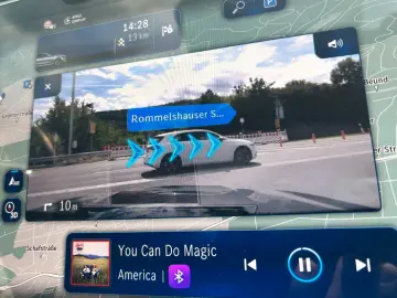 MERCEDES-BENZ E 220 d AMG Line Premium Digi Pano 360…