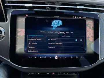 MERCEDES-BENZ E 220 d AMG Line Premium Digi Pano 360…
