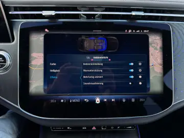 MERCEDES-BENZ E 220 d AMG Line Premium Digi Pano 360…