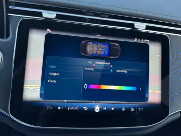 MERCEDES-BENZ E 220 d AMG Line Premium Digi Pano 360…
