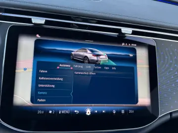 MERCEDES-BENZ E 220 d AMG Line Premium Digi Pano 360…