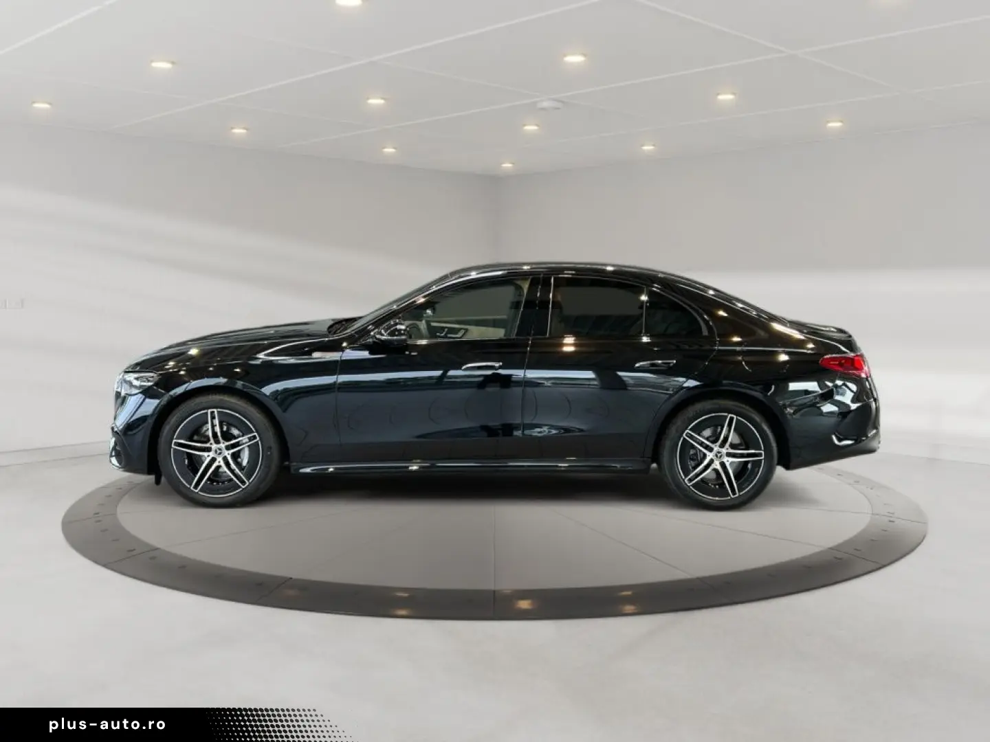 MERCEDES-BENZ E 300 e 4matic AMG AMG MBUX Night Fahr&hellip;