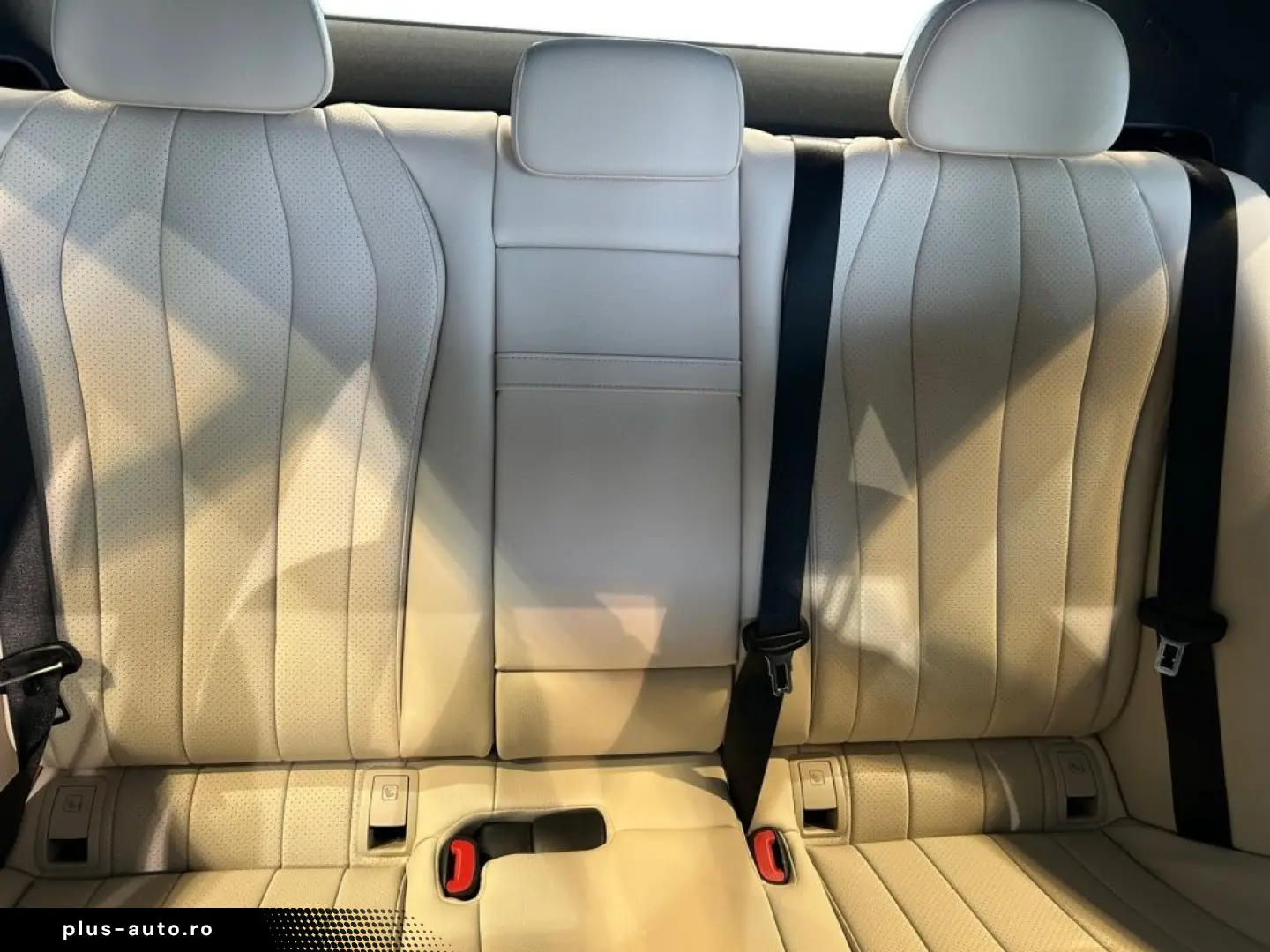 MERCEDES-BENZ E 300 e 4matic AMG AMG MBUX Night Fahr&hellip;