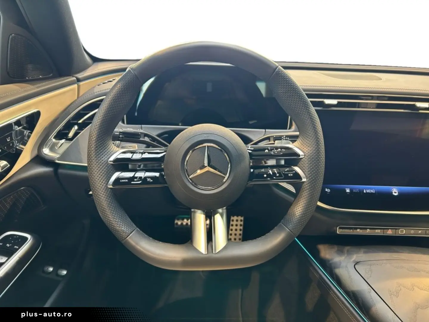 MERCEDES-BENZ E 300 e 4matic AMG AMG MBUX Night Fahr&hellip;