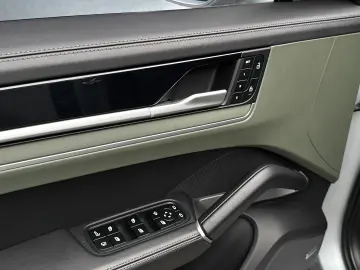 Porsche Cayenne S E-Hybrid Coupe HD-Matrix Sport Exhaust