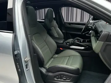 Porsche Cayenne S E-Hybrid Coupe HD-Matrix Sport Exhaust