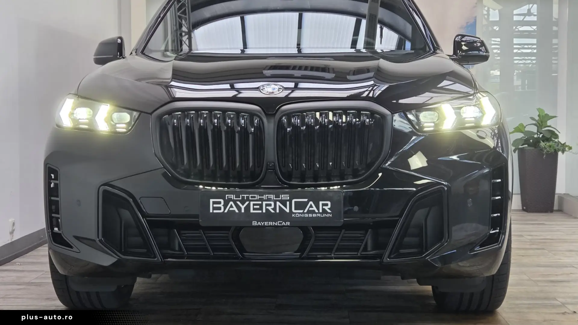 BMW X5 xDr40d M Sport Pro UPE138 B&W