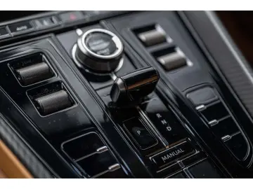 ASTON MARTIN Db12 4.0 V8 BI-TURBO 680 CH