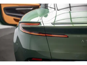 ASTON MARTIN Db12 4.0 V8 BI-TURBO 680 CH